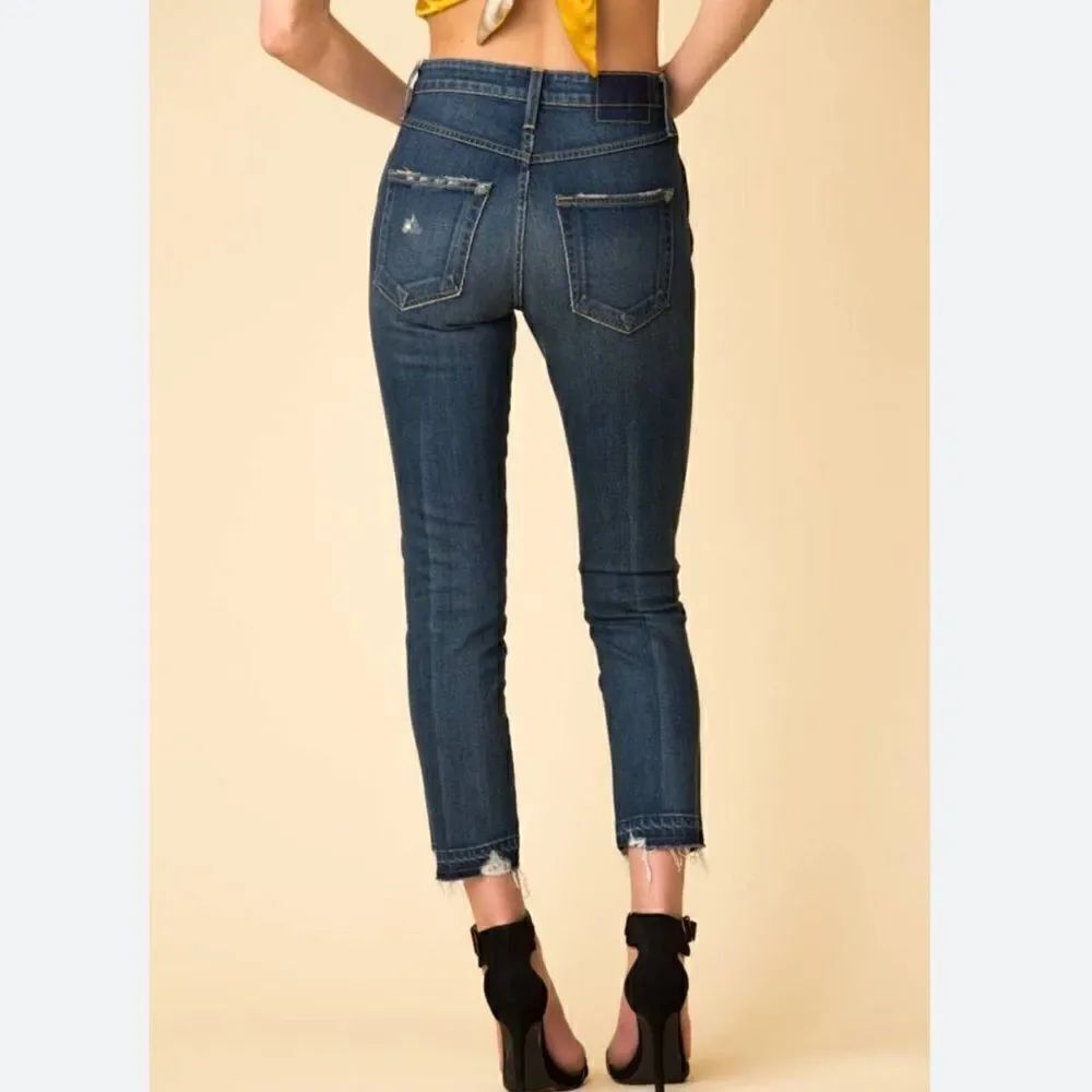 AMO Jeans High Rise Stix Crop Jeans